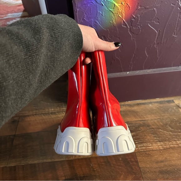 SOLD Miu Miu Vintage Red Rainboots - Picture 8 of 10